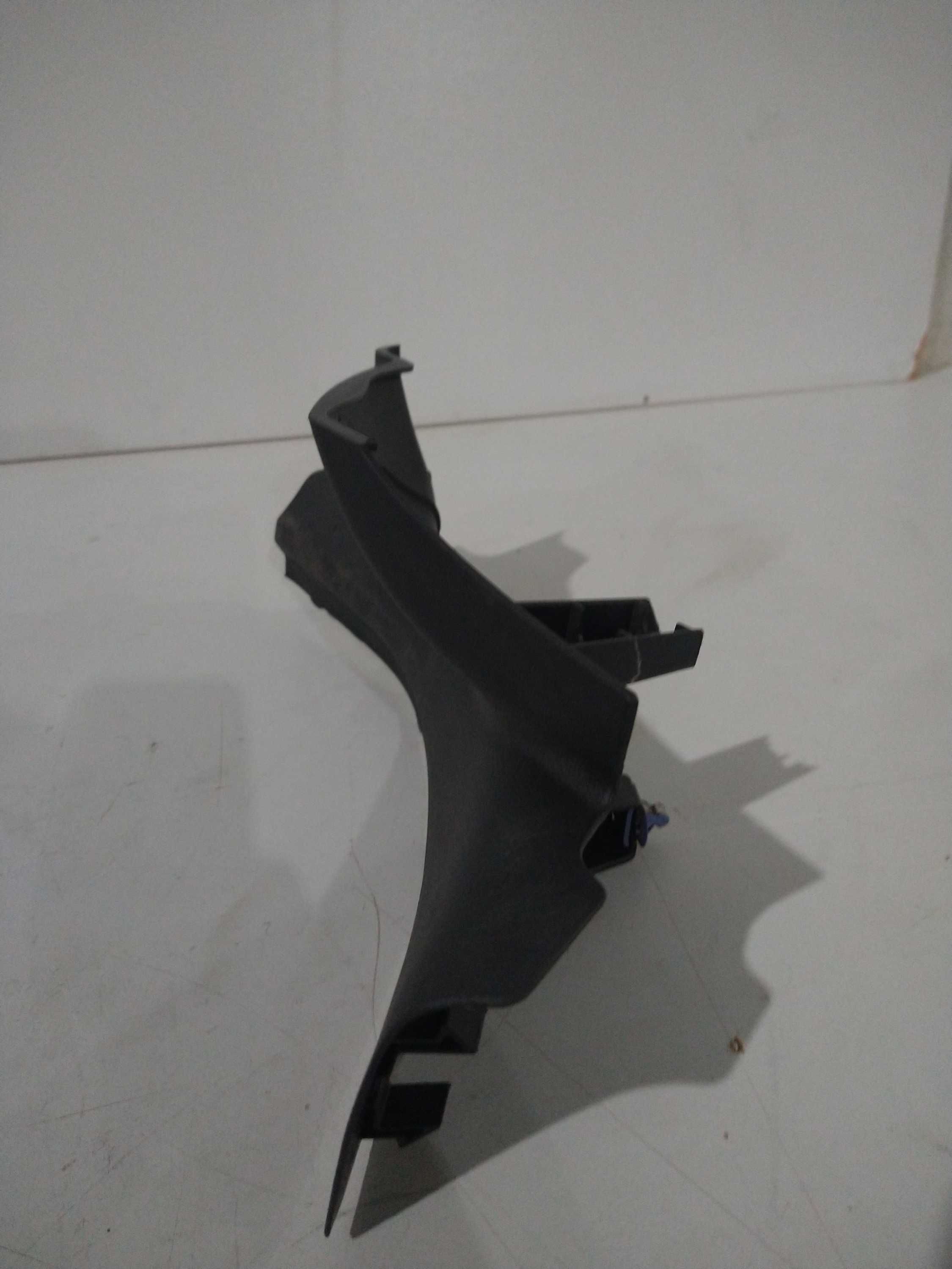 Moldura Traseira L/e Original – Onix Prisma Gm 2016 Usado 3