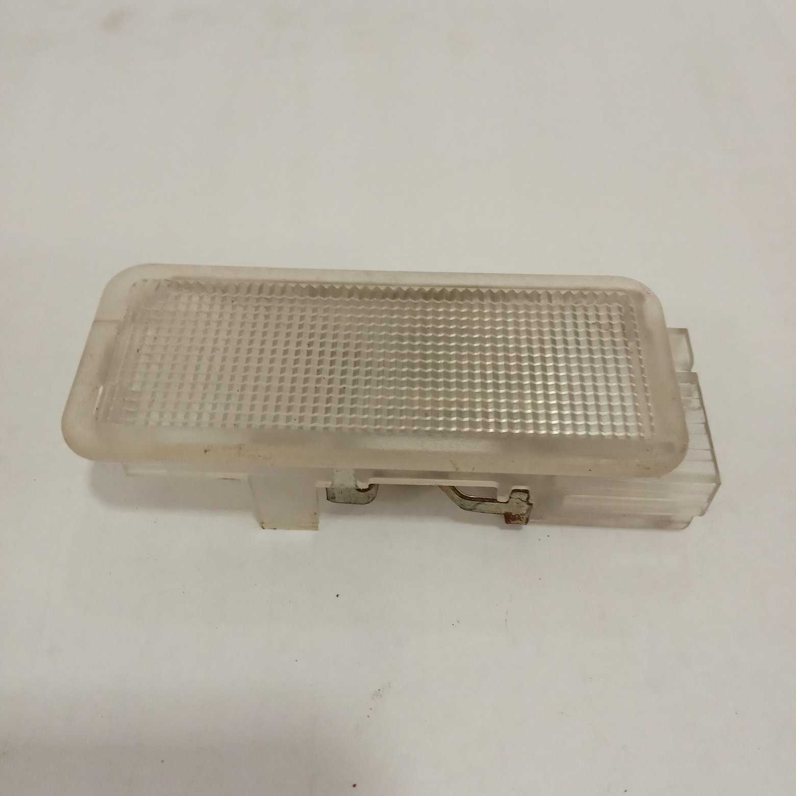 Lanterna Luz Cortesia Porta Malas Citroen C4 Hatch 2011 2
