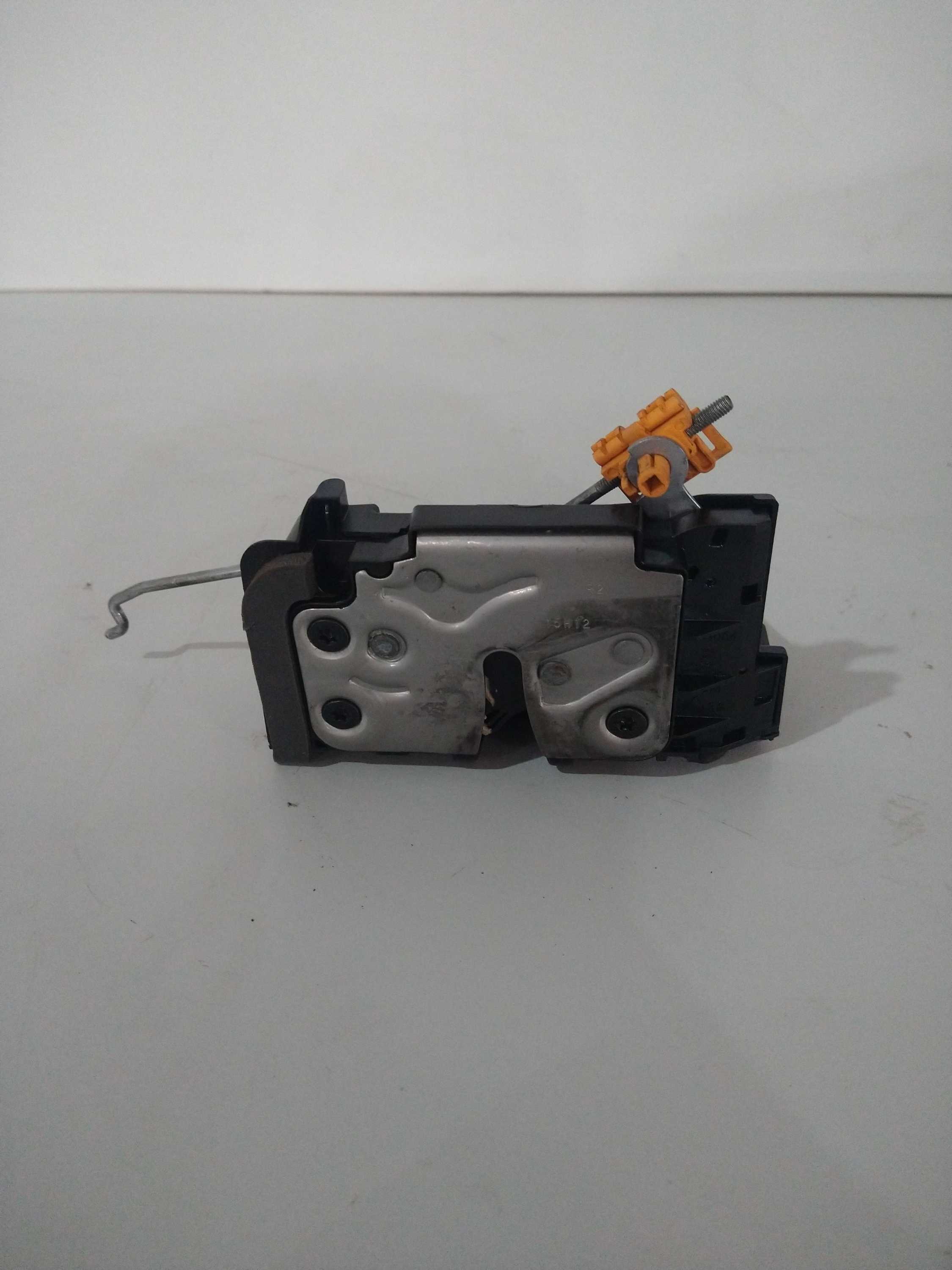 Fechadura Dianteira Dir Spin/prisma/onix 2016 Usado Original 2