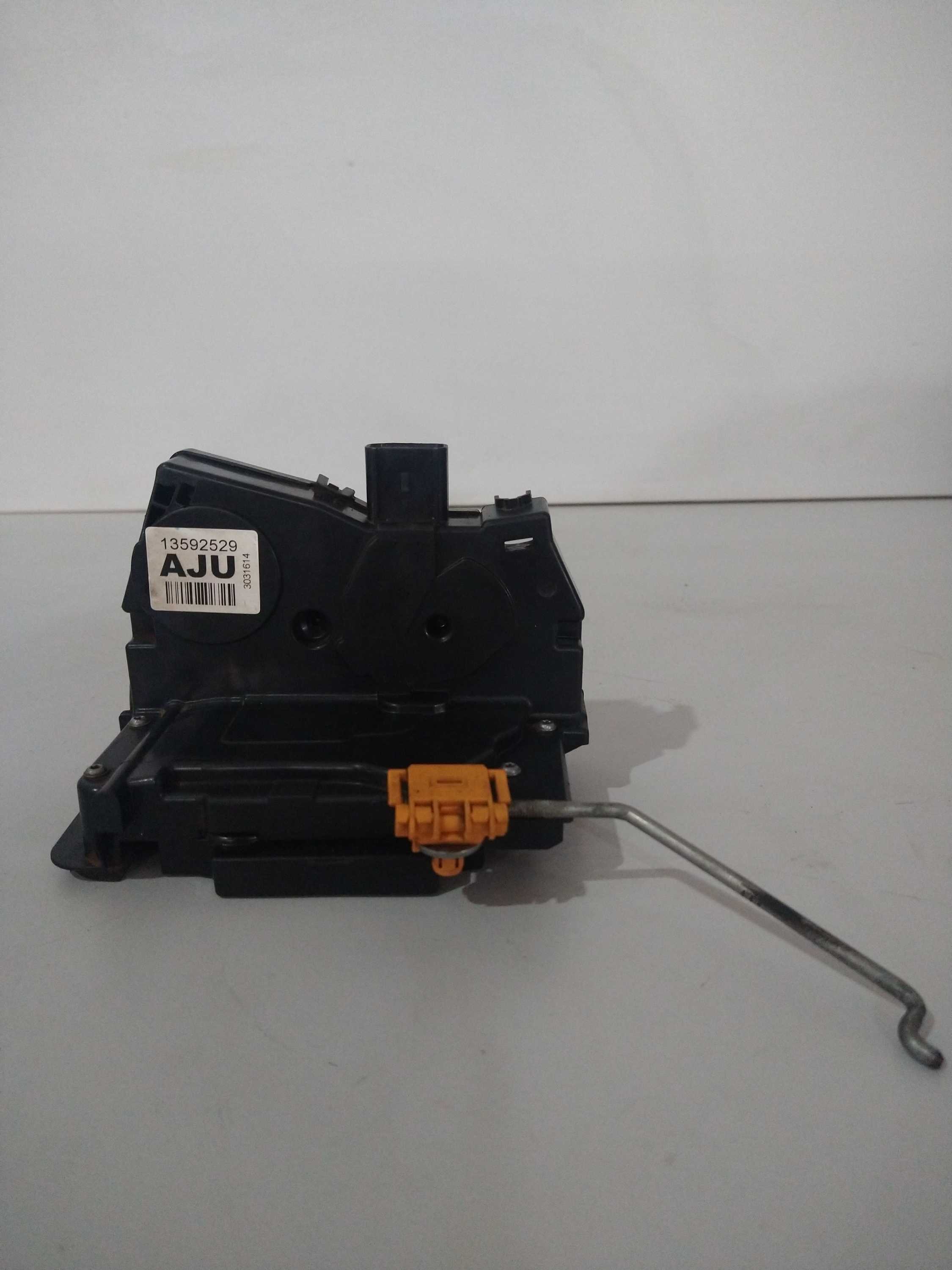 Fechadura Traseira Dir Spin/prisma/onix 2016 Usado Original 2